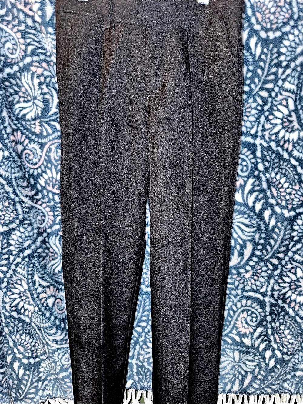 Van Heusen Men's Dress Pants Black Size 22